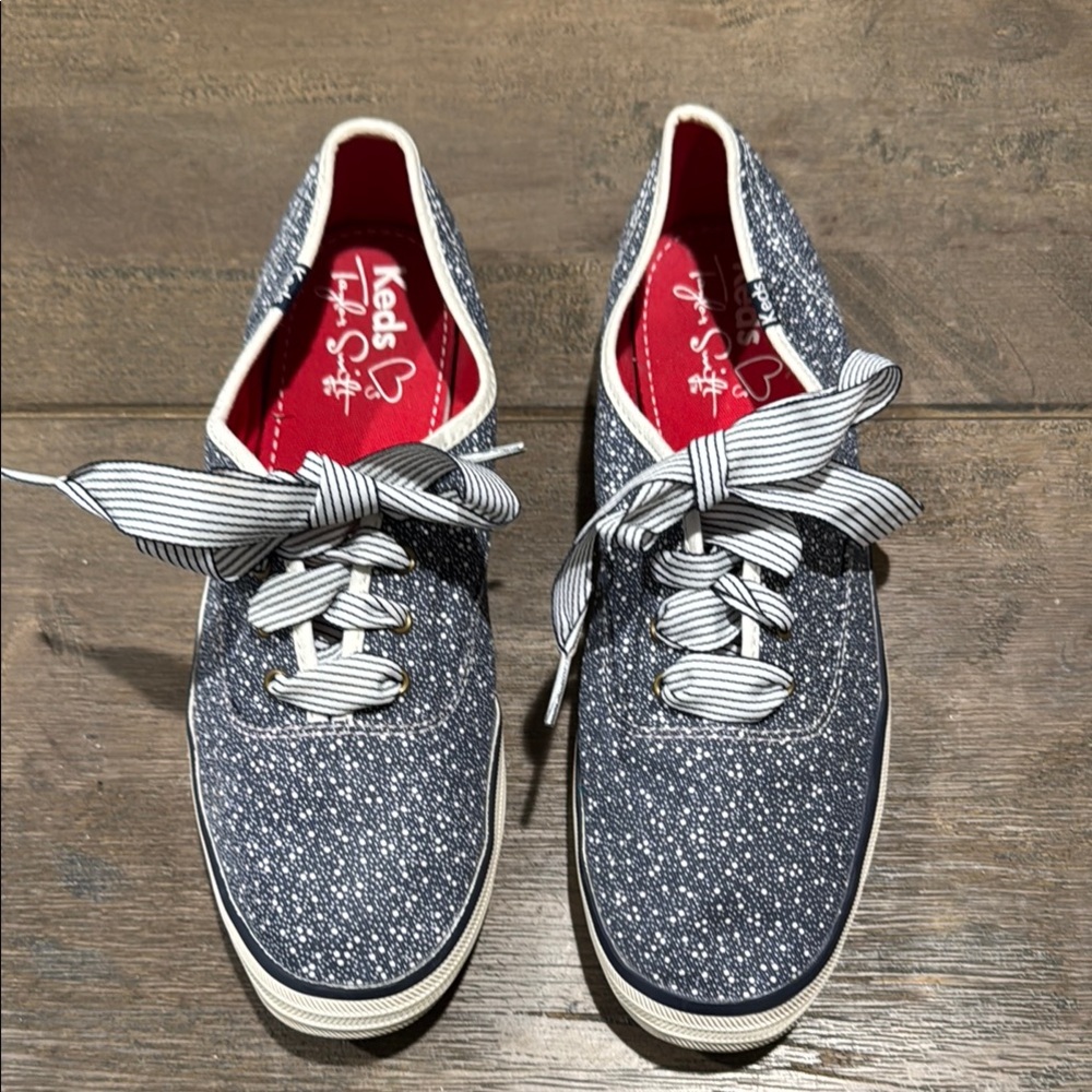 Keds Women’s Navy Blue/White Polka Dot Taylor Swift Sneakers Canvas Size 9.5